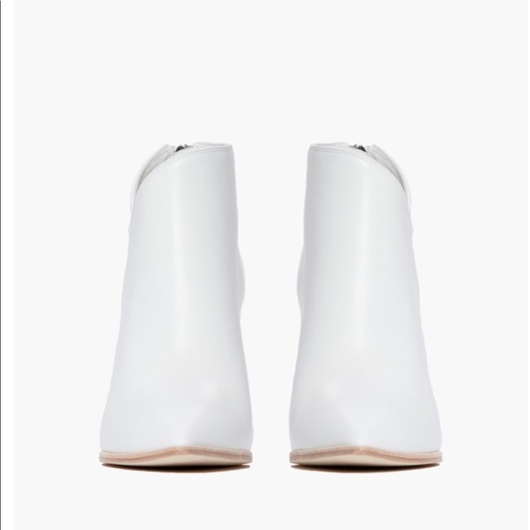 Paige White Kenna Bootie - Panna Leather size 10 - Picture 5 of 6